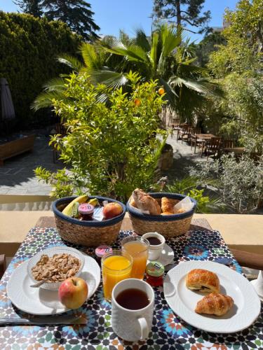 Food and beverages, Hotel Alexandra - Boutique Hotel in Le Fournel Food and beverages, Hotel Alexandra - Boutique Hotel in Le Fournel