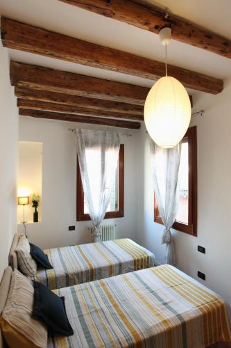 Domus Biennale, Modern apartment in Venice centre.