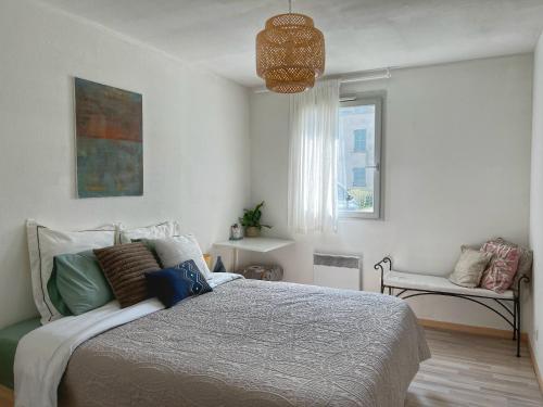 La Voulzie Appartement - Proche centre avec parking privé