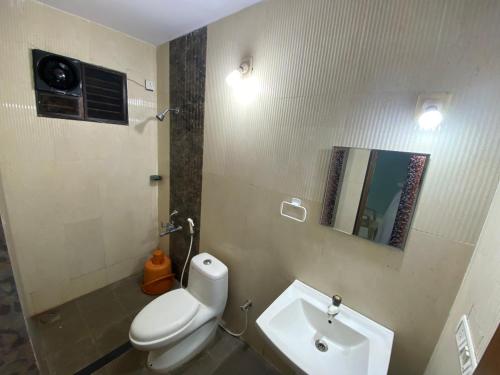 AL-MANAL 401 Deluxe Suite Rooms 3BHK in Devinagar AL-MANAL 401 Deluxe Suite Rooms 3BHK in Devinagar