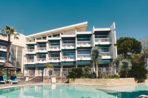 Piscina, Hotel Le Quetzal in La Grande Motte Piscina, Hotel Le Quetzal in La Grande Motte