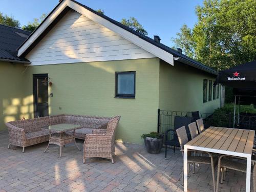 Balcony/terrace, Brønks Bed and Breakfast in Langeskov Balcony/terrace, Brønks Bed and Breakfast in Langeskov