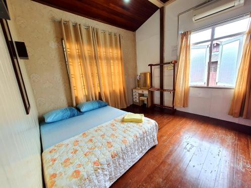 Homestay Kuala Terengganu One Stop near Crystal Mosque Homestay Kuala Terengganu One Stop near Crystal Mosque