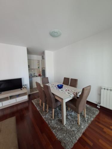 Pinnacle MNE in Zabljak Pinnacle MNE in Zabljak