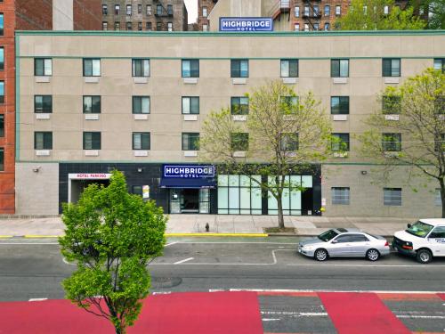 Highbridge Hotel in 브롱크스 Highbridge Hotel in 브롱크스