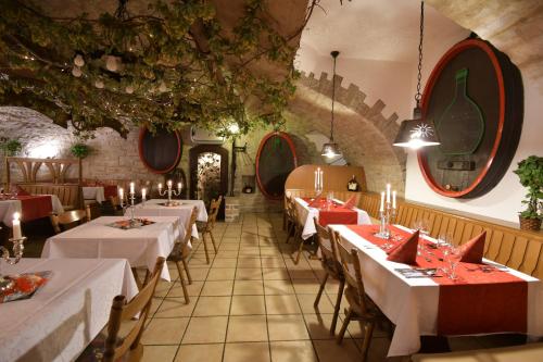 מסעדה, AKZENT Hotel Franziskaner in דטלבאך מסעדה, AKZENT Hotel Franziskaner in דטלבאך