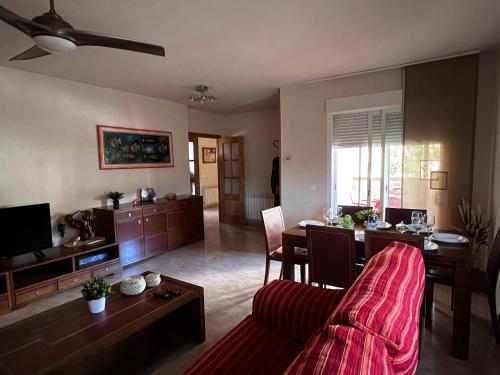 Közös társalgó / TV, Casa Rural La Chistera in La Adrada Közös társalgó / TV, Casa Rural La Chistera in La Adrada