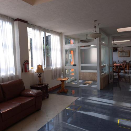 Hol, Howard Johnson by Wyndham Toluca in Toluca Hol, Howard Johnson by Wyndham Toluca in Toluca