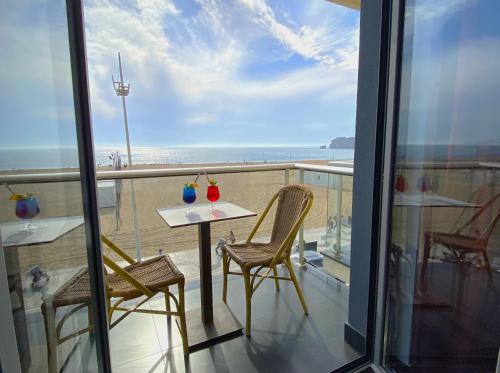 โรงแรมโอเชียโน (Hotel Oceano) in นาซาเร่ โรงแรมโอเชียโน (Hotel Oceano) in นาซาเร่