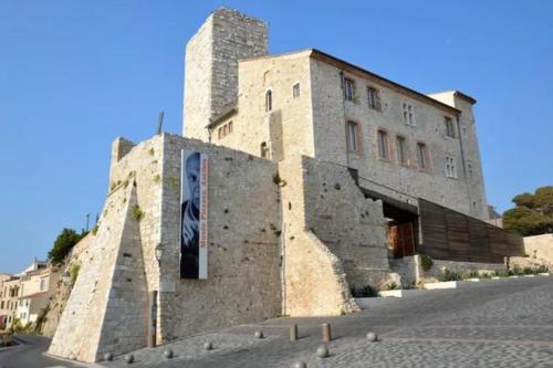 LE CARNOT Apartment for 2 By Sunset