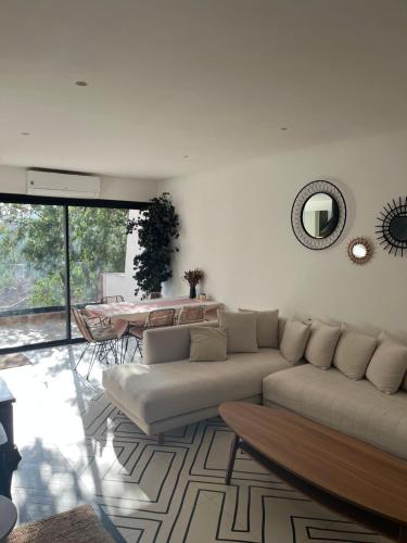 Atlas AGUELMAM in 빈 엘 우이단 Atlas AGUELMAM in 빈 엘 우이단