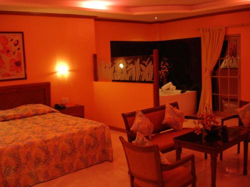 Pacific Breeze Hotel and Resort in Angeles / Clark Pacific Breeze Hotel and Resort in Angeles / Clark