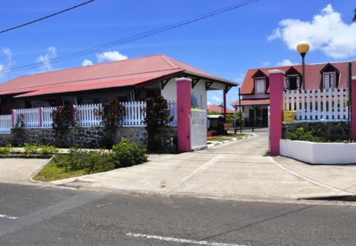 Фасада на хотела, Jericho Gites & Spa in Capesterre-de-Marie-Galante Фасада на хотела, Jericho Gites & Spa in Capesterre-de-Marie-Galante