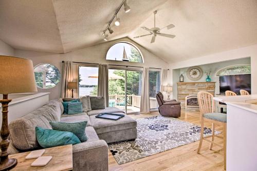 Scenic Smith Mountain Lake Getaway with Deck and Dock! in Troutville (VA) Scenic Smith Mountain Lake Getaway with Deck and Dock! in Troutville (VA)