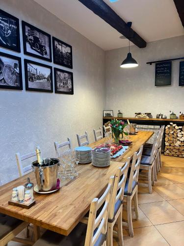 Restaurant, Romania in Karlovy Vary Restaurant, Romania in Karlovy Vary