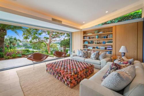 One of the finest luxury villa to rent in Point Piper One of the finest luxury villa to rent in Point Piper