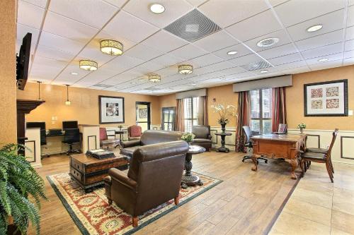 Best Western Savannah Historic District near Roundhouse Vasúti Múzeum Best Western Savannah Historic District near Roundhouse Vasúti Múzeum