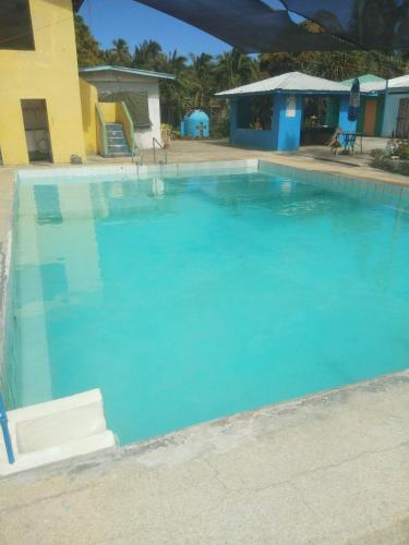 Swimming pool, Hideaway Resort in San Remigio Swimming pool, Hideaway Resort in San Remigio