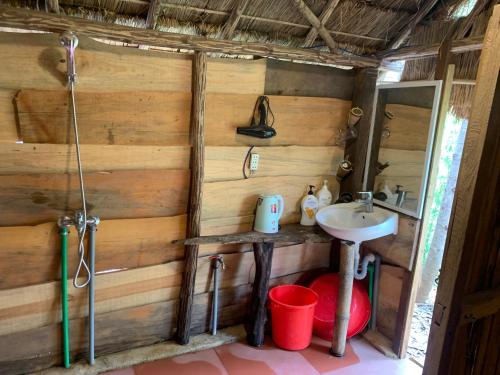 Bathroom, Hoang Anh - Kon Xom Luh in Kon Tum Bathroom, Hoang Anh - Kon Xom Luh in Kon Tum