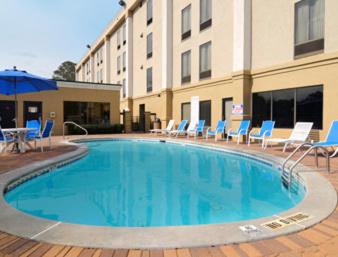 Úszómedence, Holiday Inn Express Statesboro By IHG in Statesboro Úszómedence, Holiday Inn Express Statesboro By IHG in Statesboro