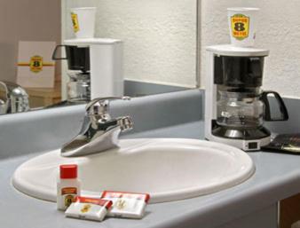 This photo about Super 8 by Wyndham Ozona shared on HyHotel.com