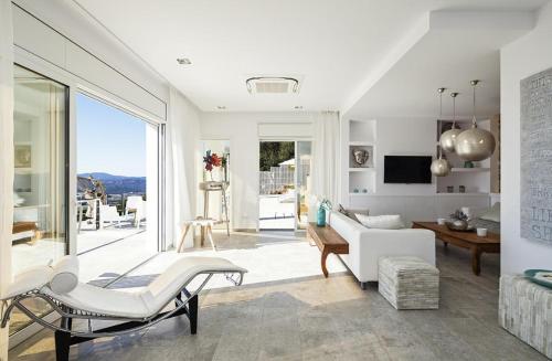 Villa Pacifica in Santa Cristina D'Aro Villa Pacifica in Santa Cristina D'Aro