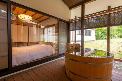 Hot spring bath, Yukemuri no yado Inazumi onsen in Yuzawa-shi Hot spring bath, Yukemuri no yado Inazumi onsen in Yuzawa-shi