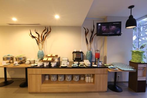 Food and beverages, Hotel Citradream Tugu Yogyakarta near Pool Bar at Hotel Tentrem Food and beverages, Hotel Citradream Tugu Yogyakarta near Pool Bar at Hotel Tentrem