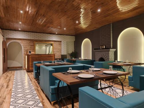 Étterem, Mount Polaris Suites & Spa in Kalimpong Étterem, Mount Polaris Suites & Spa in Kalimpong