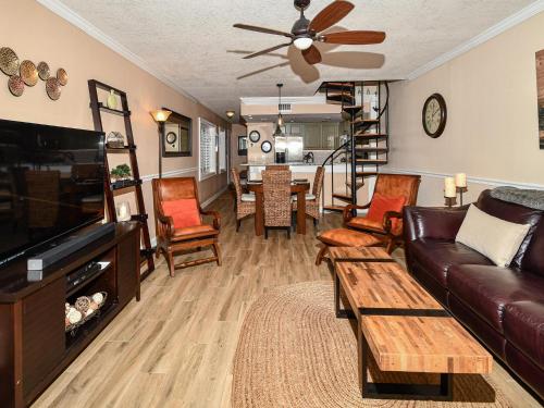 Facilities, Aldea A8 Beachfront 2 Bedroom 2 Bath - Tranquil Belleair Beach in Belleair Beach (FL) Facilities, Aldea A8 Beachfront 2 Bedroom 2 Bath - Tranquil Belleair Beach in Belleair Beach (FL)