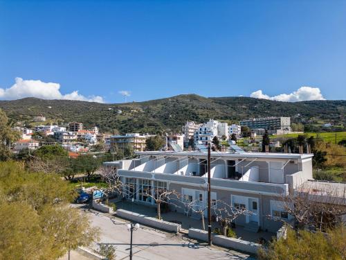 O Molos in Marmari O Molos in Marmari