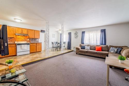 مخططات الأرضية, 3Bd Holiday Retreat Detroit Museums and parks in ساوثجيت مخططات الأرضية, 3Bd Holiday Retreat Detroit Museums and parks in ساوثجيت