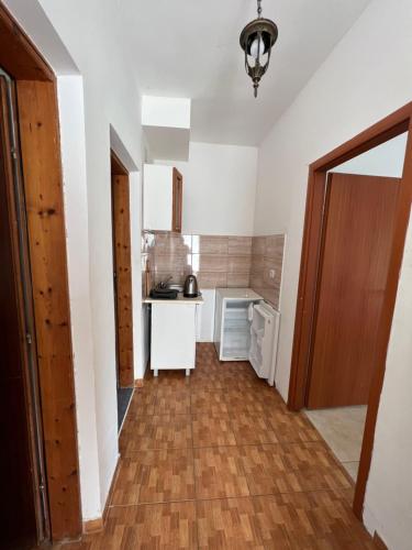 Green Villa in Bar Green Villa in Bar