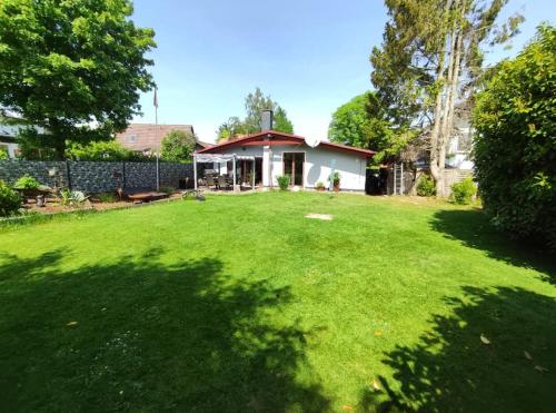 Grosser Bungalow nah zu Hamburg in Schwarzenbek Grosser Bungalow nah zu Hamburg in Schwarzenbek