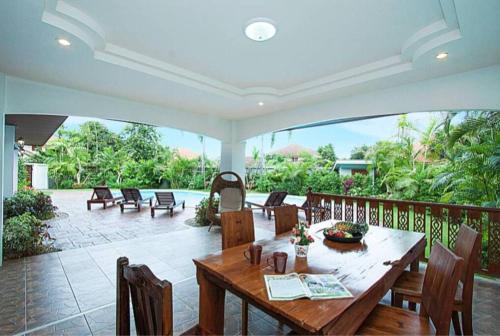 Oriental Thai luxury villa with Private pool in San Phe Suea Oriental Thai luxury villa with Private pool in San Phe Suea