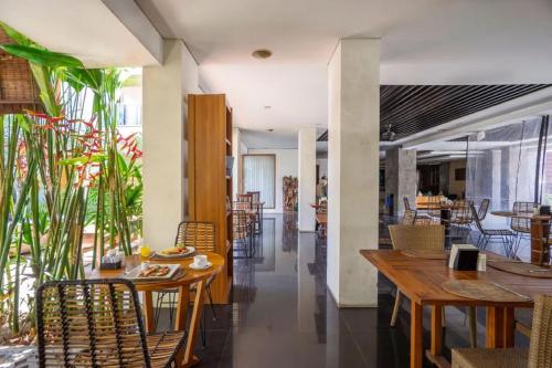Étterem, Abian Harmony Resort Hotel and Spa in Sanur Étterem, Abian Harmony Resort Hotel and Spa in Sanur