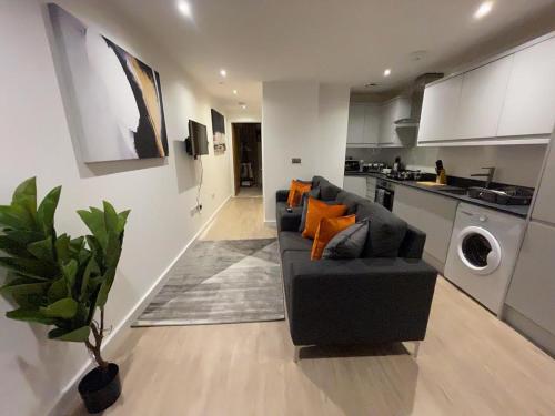 1-Bedroom Apartments in the Heart of Central Woking in Woking 1-Bedroom Apartments in the Heart of Central Woking in Woking