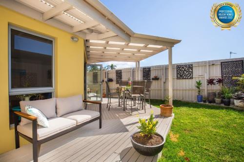Thalassa I Pet Friendly I 2 Mins Walk to Beach in Кулбура Бийч Thalassa I Pet Friendly I 2 Mins Walk to Beach in Кулбура Бийч
