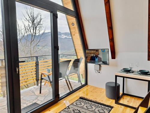 balcon/terasă, Fern Farm Tiny Home in Mojkovac balcon/terasă, Fern Farm Tiny Home in Mojkovac