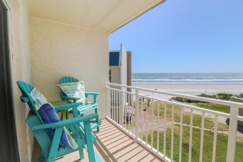 Tradewinds 63 in Crescent Beach Tradewinds 63 in Crescent Beach