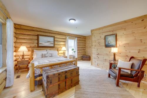 Rustic Tustin Cabin on 7 Acres with Fire Pit and Porch in Cadillac (Michigan) Rustic Tustin Cabin on 7 Acres with Fire Pit and Porch in Cadillac (Michigan)
