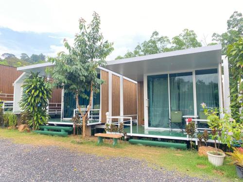 99 Camp and Cafe in Phanom 99 Camp and Cafe in Phanom
