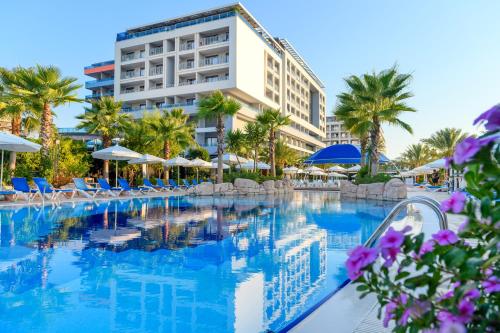 Басейн, Numa Bay Exclusive Hotel - Ultra All Inclusive in Avsallar Басейн, Numa Bay Exclusive Hotel - Ultra All Inclusive in Avsallar