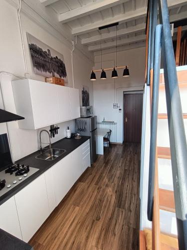 Grazioso monolocale con soppalco al Collegio -Come a Casa Locazioni Turistiche- in Trezzo Sull'Adda Grazioso monolocale con soppalco al Collegio -Come a Casa Locazioni Turistiche- in Trezzo Sull'Adda
