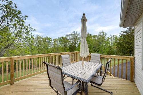 Cozy Kentucky Retreat - Deck, Near Ark Encounter! in دراى ريدج Cozy Kentucky Retreat - Deck, Near Ark Encounter! in دراى ريدج