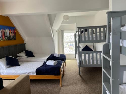 Elemental Surf Lodge in Newquay Elemental Surf Lodge in Newquay