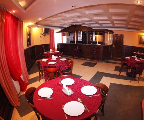 Hotel Kristall in Khanty-Mansiysk Hotel Kristall in Khanty-Mansiysk