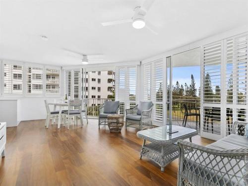 Kawana Beachside Getaway 1 Bedroom Apartment in بودينا Kawana Beachside Getaway 1 Bedroom Apartment in بودينا
