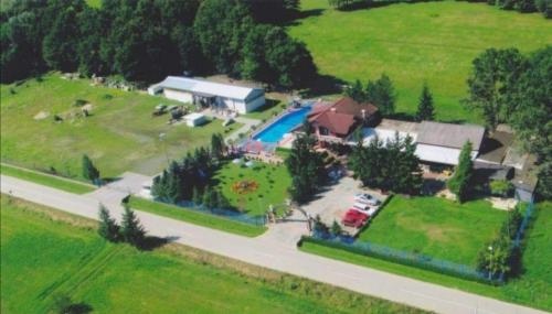 Eksterijer hotela, Stevin ranc in Bosanska Dubica Eksterijer hotela, Stevin ranc in Bosanska Dubica