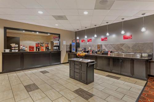 餐飲選擇, 最佳西方Plus查爾斯酒店 (Best Western Plus The Charles Hotel) in 密蘇里州聖查爾斯 (MO) 餐飲選擇, 最佳西方Plus查爾斯酒店 (Best Western Plus The Charles Hotel) in 密蘇里州聖查爾斯 (MO)